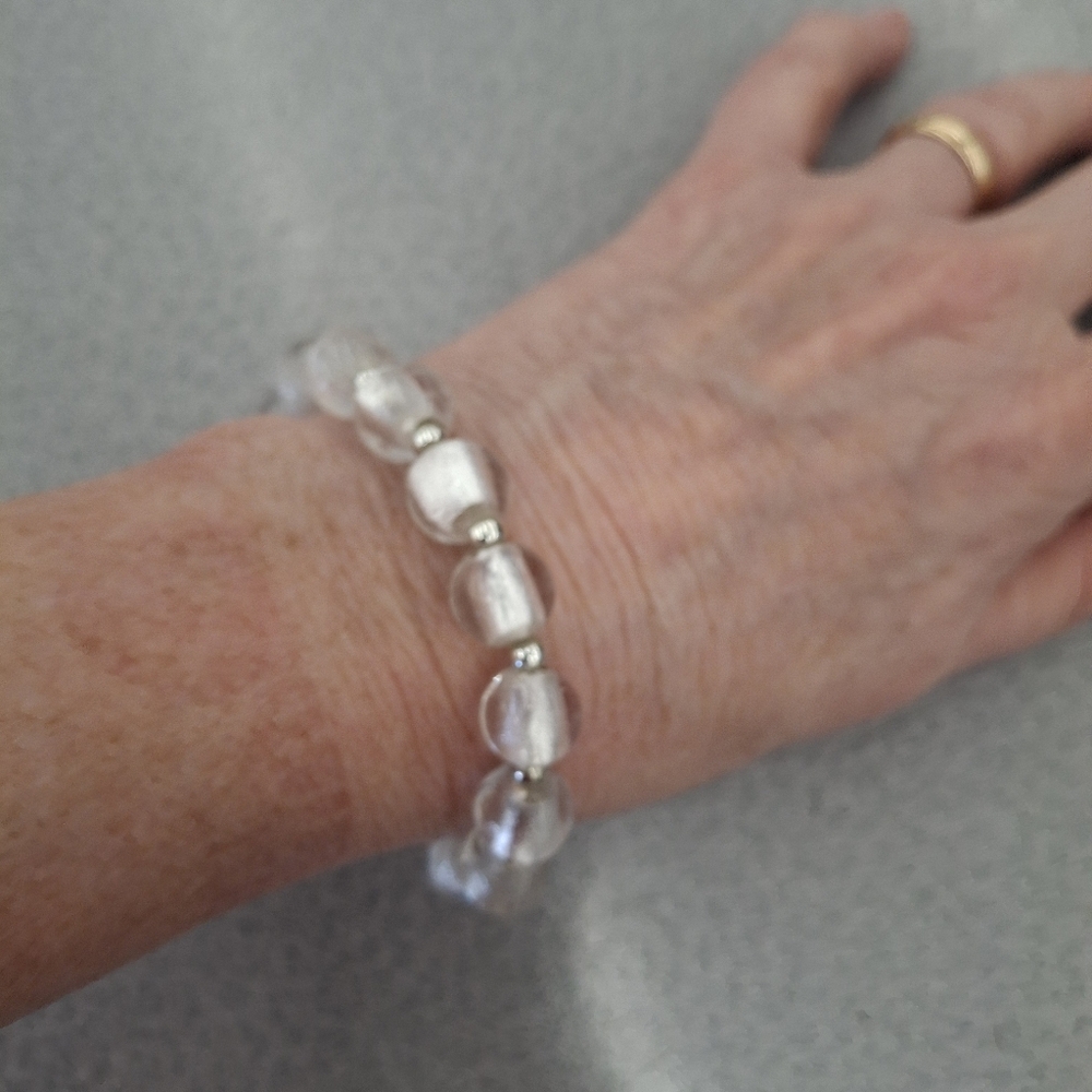 3 Bracelets - Picture 3 of 8
